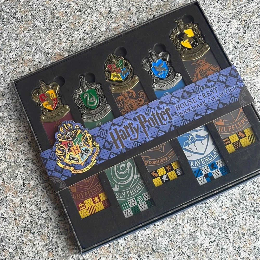 Harry Potter House Crest Bookmark Collection